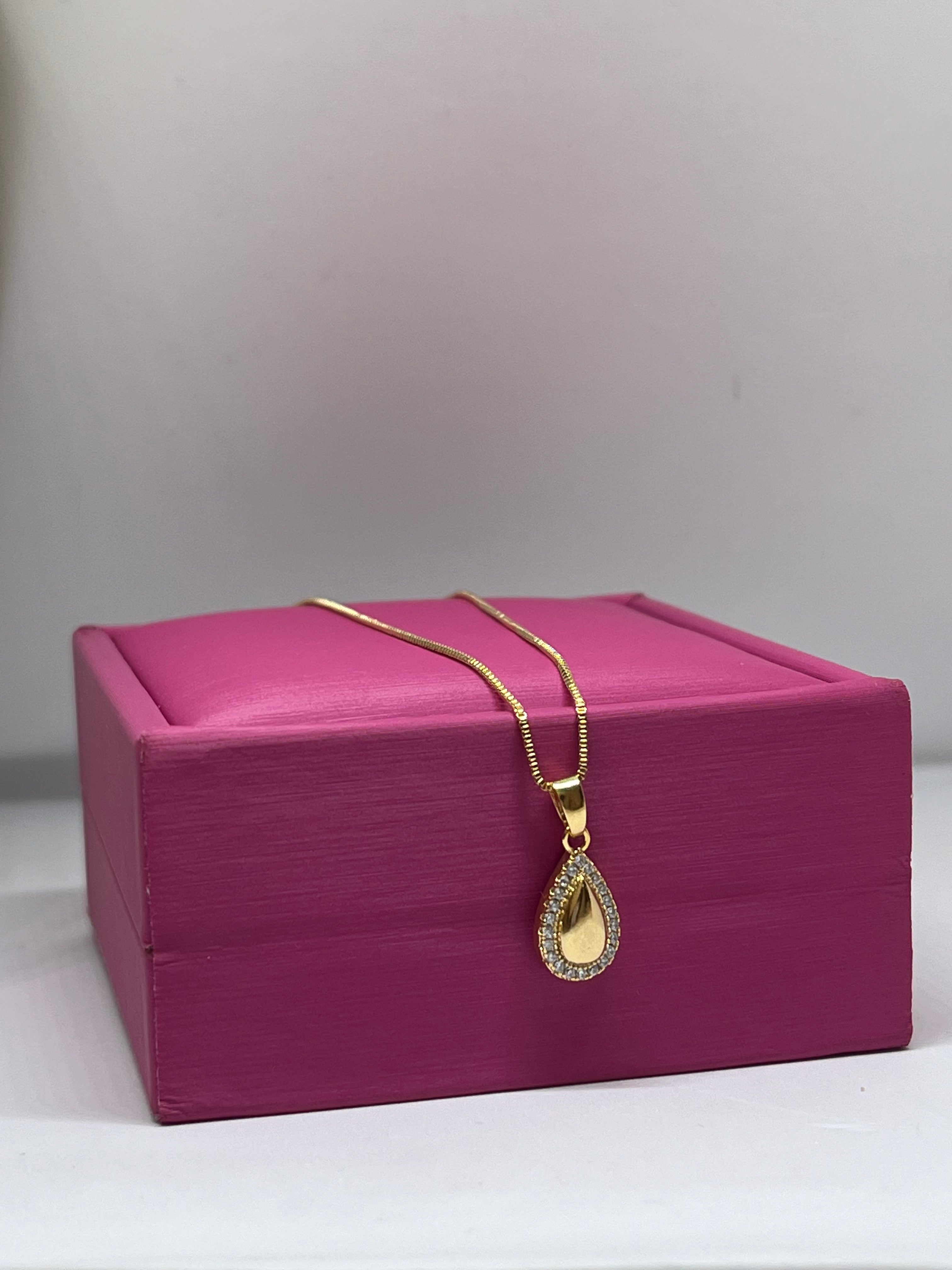 Colar Gota Cravejada