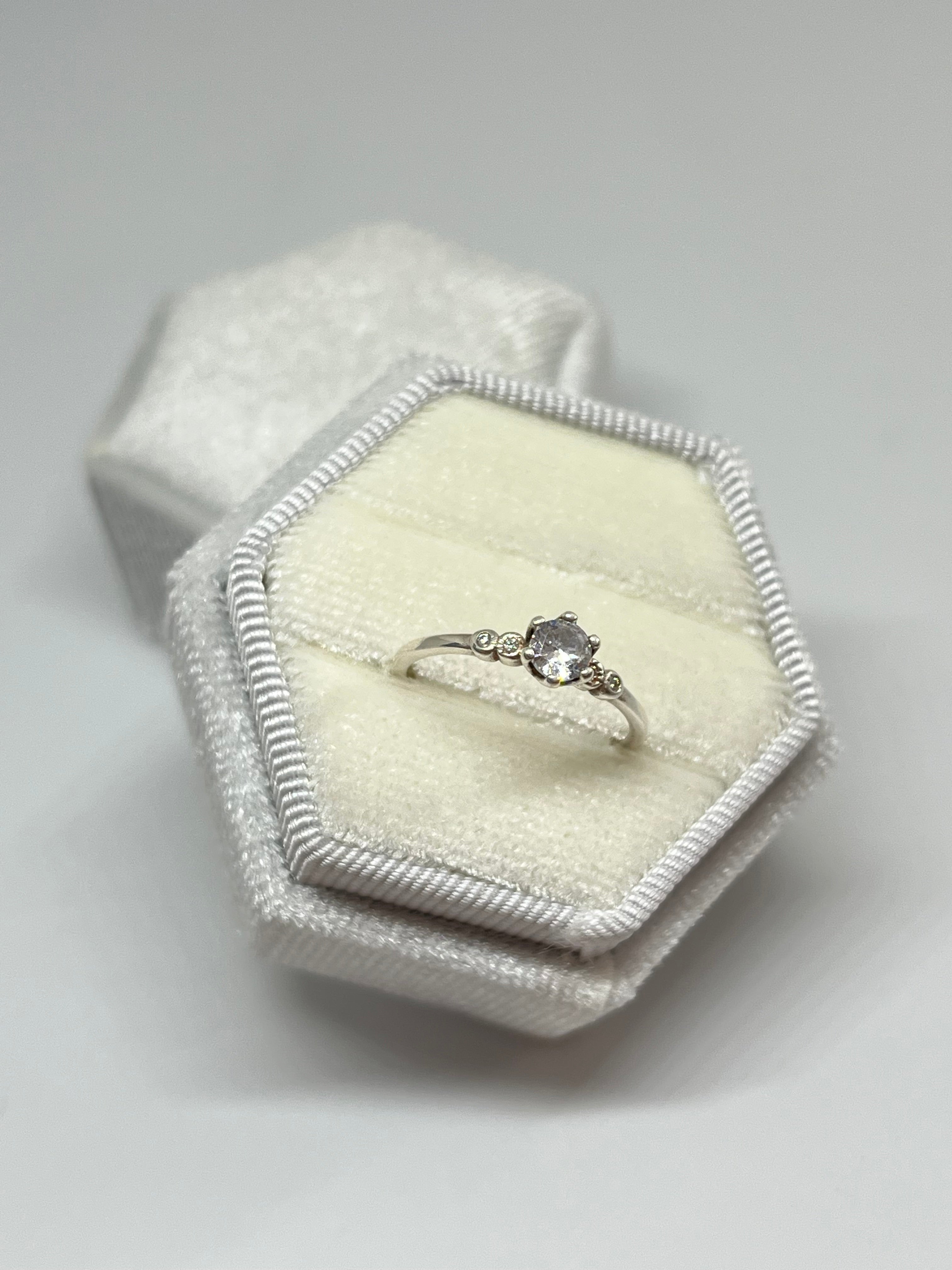 Anel Solitário Princesa